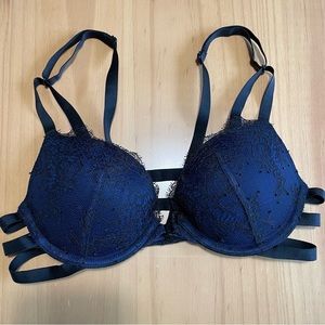 Victoria’s Secret 32b strappy front-clasp push-up bra dark blue, great condition